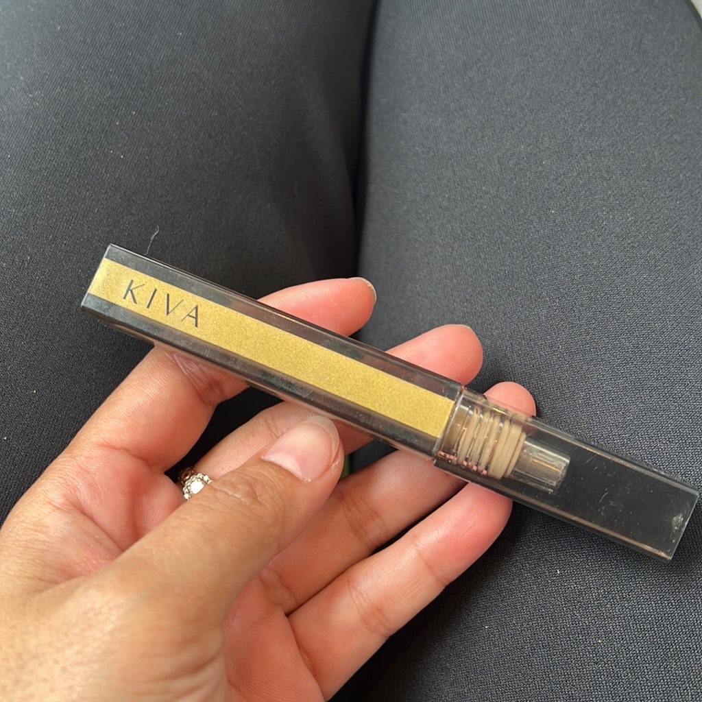 Perfect Touch Creamy Concealer - Honey imgfdn-af935616-965f-41f7-927c-1f84296ba173