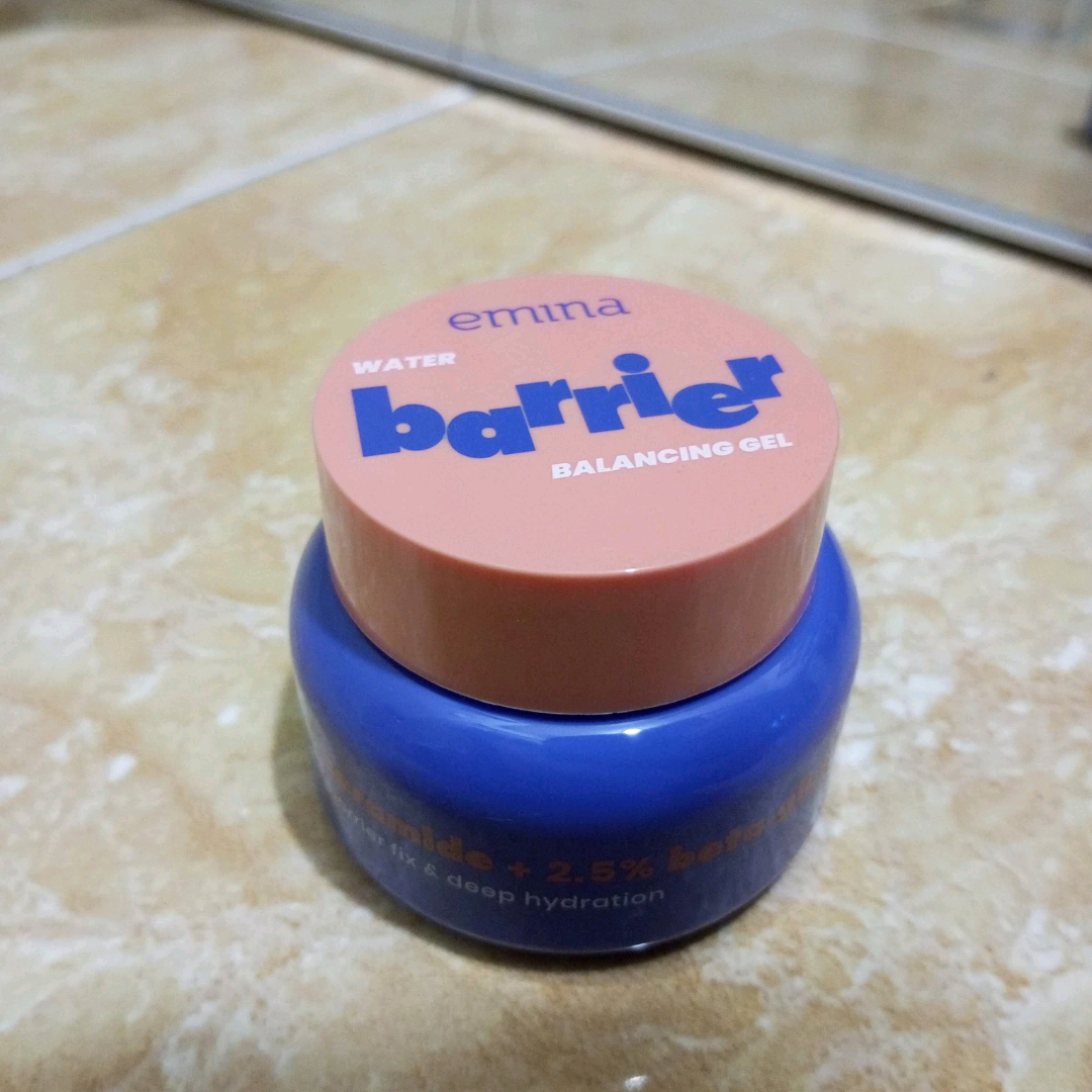 Water Barrier Balancing Gel Moisturizer imgfdn-f5935c5f-a3e5-4ba6-932a-0dc17e80eff9