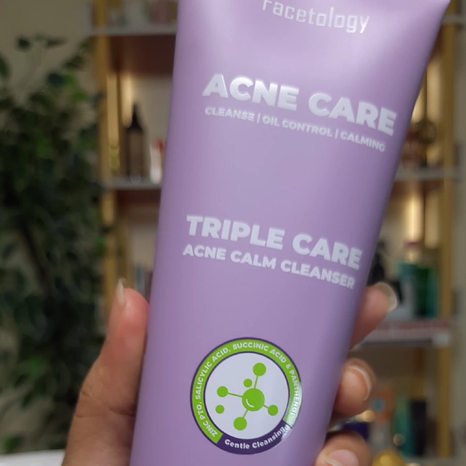 Triple Care Acne Calm Cleanser imgfdn-2e43c737-b0dc-4ff1-b0c5-6e812f12629e