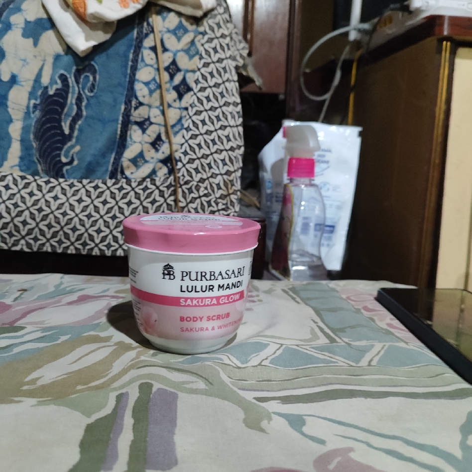 Lulur Mandi Sakura Glow imgfdn-9fe30d72-3f1f-4abf-bbd6-0f9884a2abe0