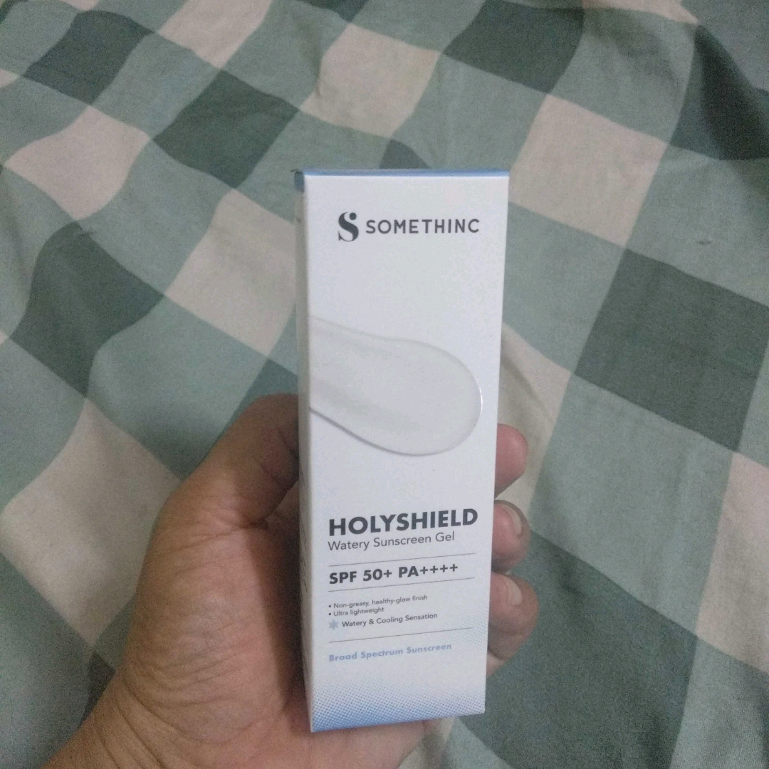 Holyshield! Sunscreen Shake Mist SPF 50+ PA++++ imgfdn-cc1c70e5-84f7-4e86-a3f0-296ef2ee25d5