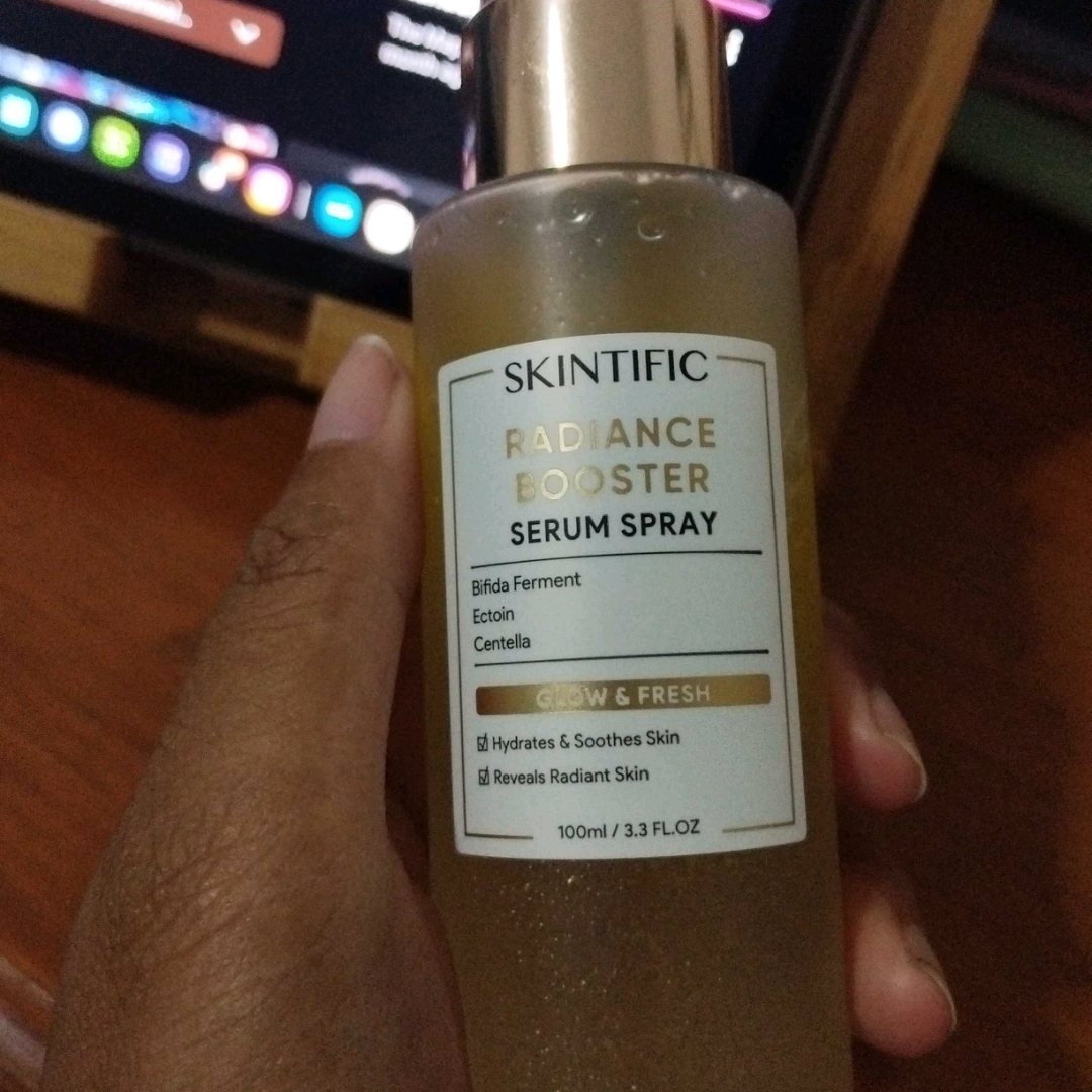 Instant Glowing Serum Spray imgfdn-bc66b020-47d0-4b78-8c18-24685a690137