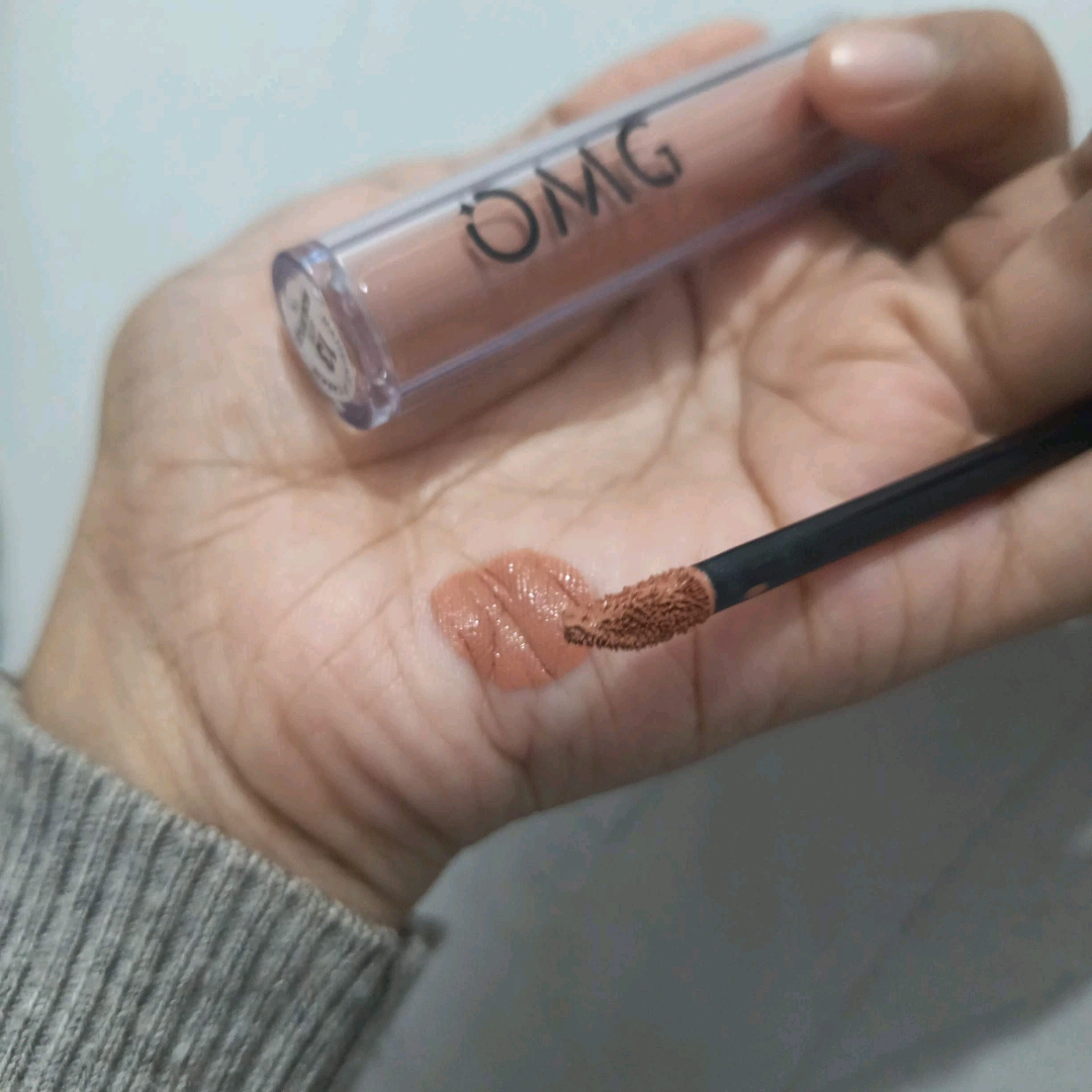 Oh My Glam Matte Kiss Lip Cream Coffee Edition - Latte imgfdn-6c6d33d4-6ef4-4dfb-ad9b-cd8e25c1e231