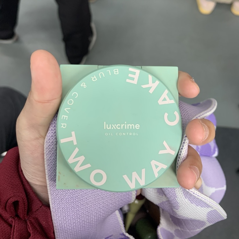 Blur & Cover Two Way Cake : Oil Control - Cinnamon imgfdn-3c88f162-7cfd-4102-ad4e-471c1e97e889