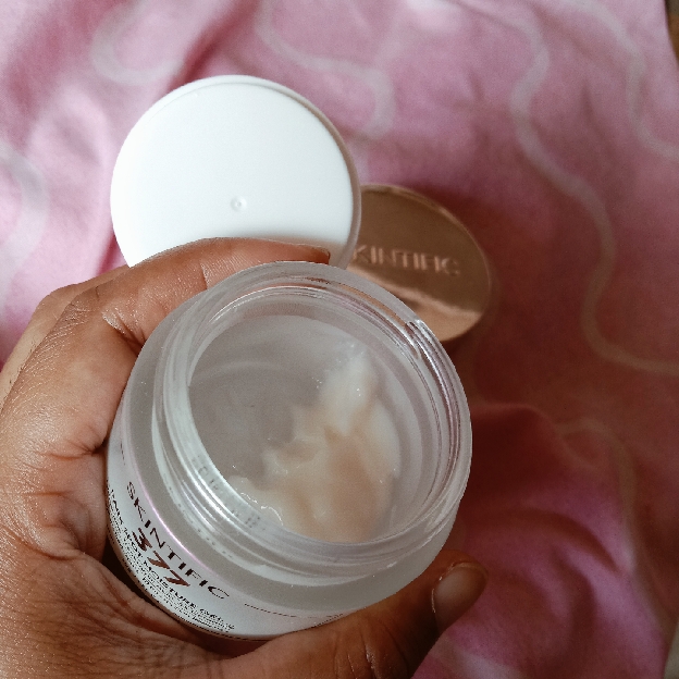 Symwhite 377 Dark Spot Moisture Gel imgfdn-aa1b4eef-9648-4a7a-9bcf-26df9ddc2d36