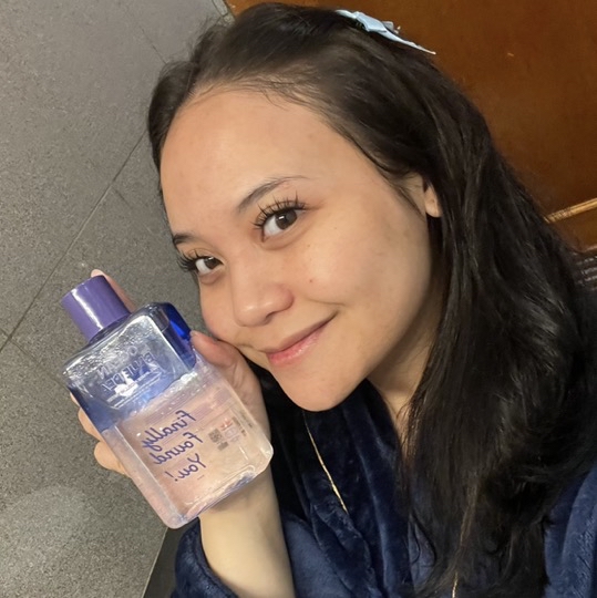 Ocean Blue Pea Dual-Phase Micellar Water imgfdn-4cfe34d9-9f89-43e5-acf9-3e23882393a6