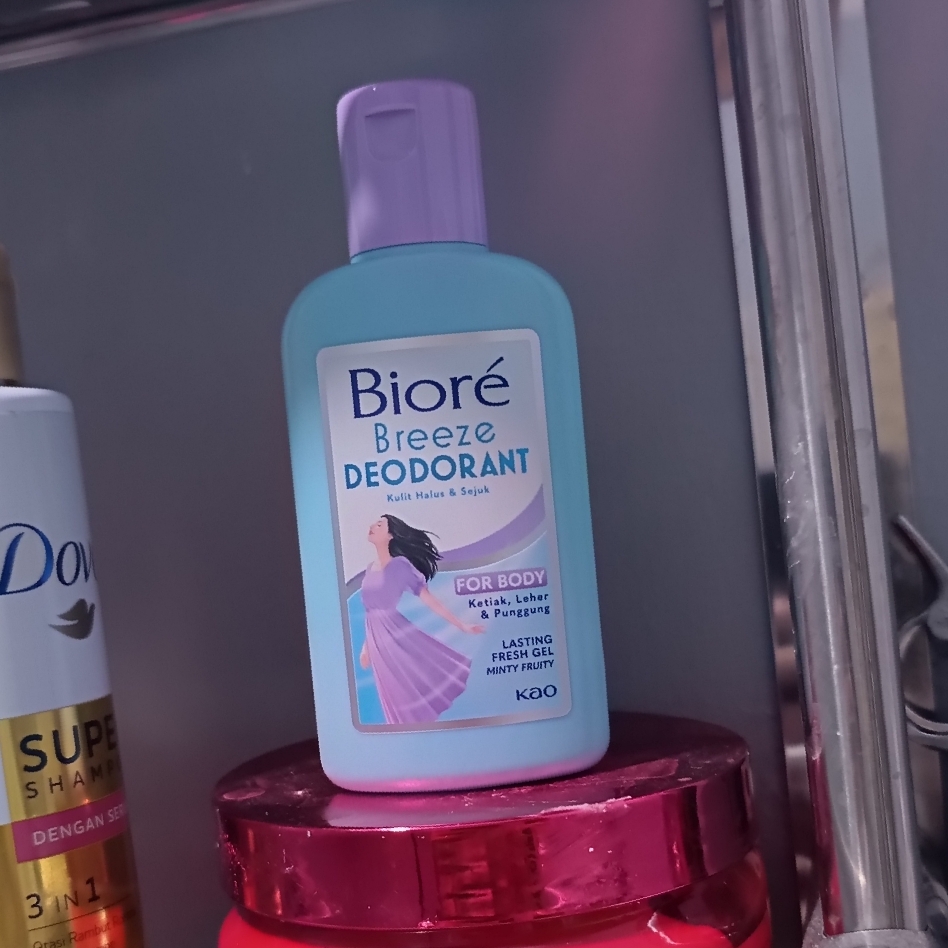 Breeze Deodorant Lasting Fresh Gel - Minty Fruity imgfdn-343b28f4-ddf4-4521-9e8e-87663bd292ec