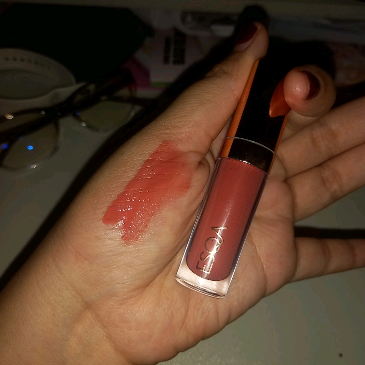 Lip Gloss - Dubai imgfdn-1cb808a5-d5e4-4262-b1f5-b4fa882ec7ff