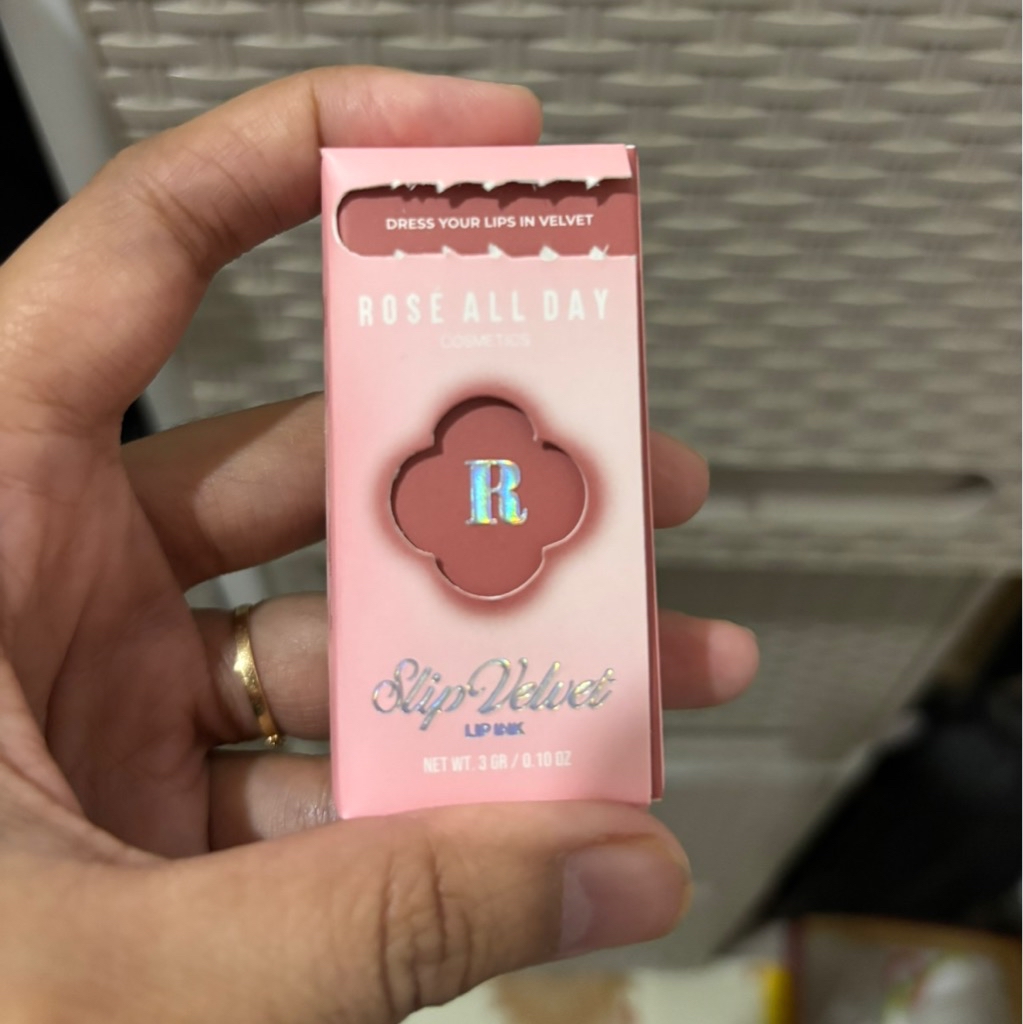 Slip Velvet Lip Ink - Portrait imgfdn-c8dc1027-ba3d-4dbc-8fb3-a19fda452d82