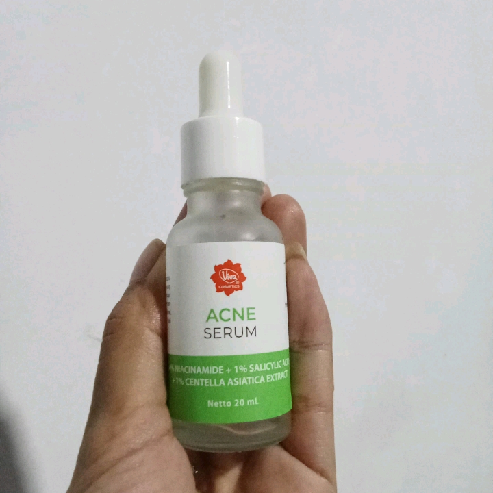 Acne Serum With Triple Clarifying Actives imgfdn-1ec3a82b-f7bb-4de9-8533-462af1d48133