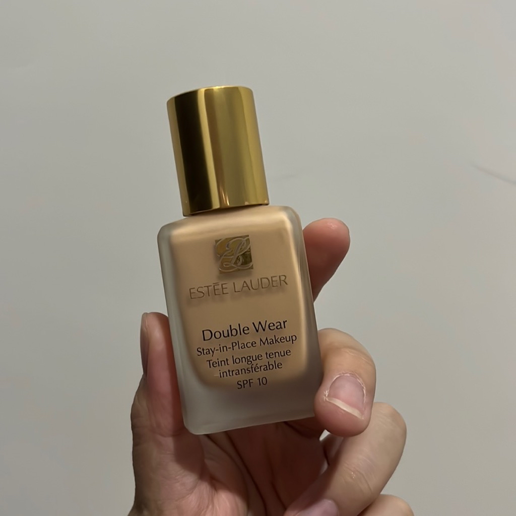 Double Wear Stay-in-Place Makeup SPF10 Foundation - Dawn imgfdn-64ed07c3-535c-4eb0-8319-3f03f60897e5