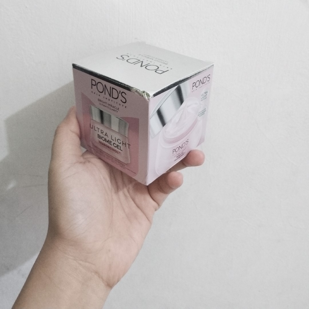 Ultra Light Biome Brightening Moisturizer Gel imgfdn-2991c2a7-7478-4a27-bd32-b6ed32ca6764