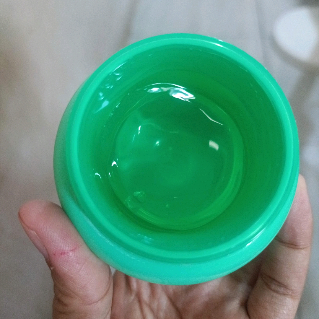 Water Calming Gel Moisturizer imgfdn-e38fe0b3-2682-4a9a-84c2-46294f66e912