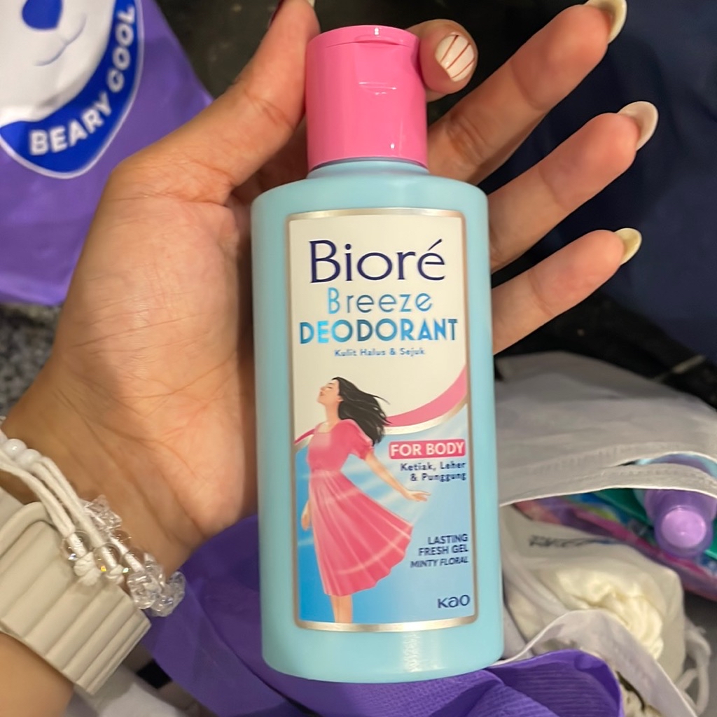 Breeze Deodorant Gel - Minty Floral imgfdn-76da515e-3e69-421e-9a70-8c61746b50f4