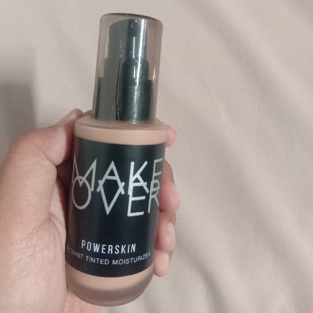 Powerskin Radiant Tinted Moisturizer - 30 Beige imgfdn-2a909eb0-8119-4802-8e3b-e0102ff5349b