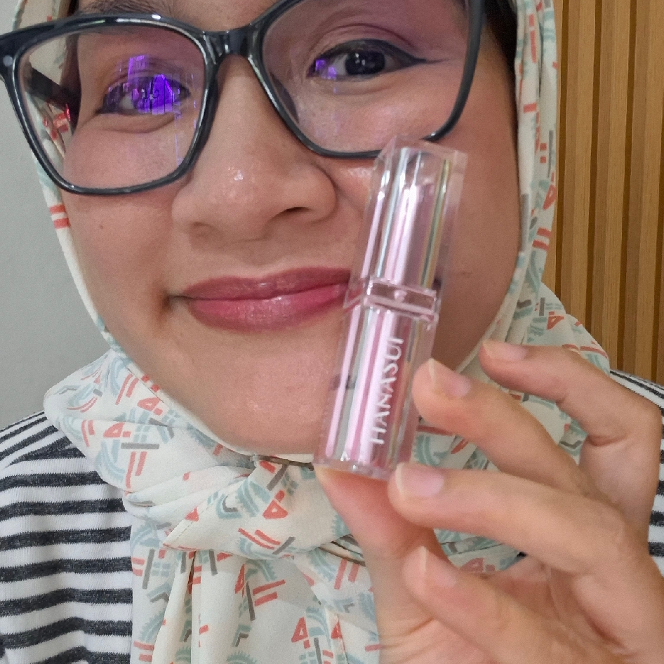 Next Level Butter Balm Tint - 02 Witty imgfdn-fbe74bb0-2738-4022-a890-8d5410d337d6