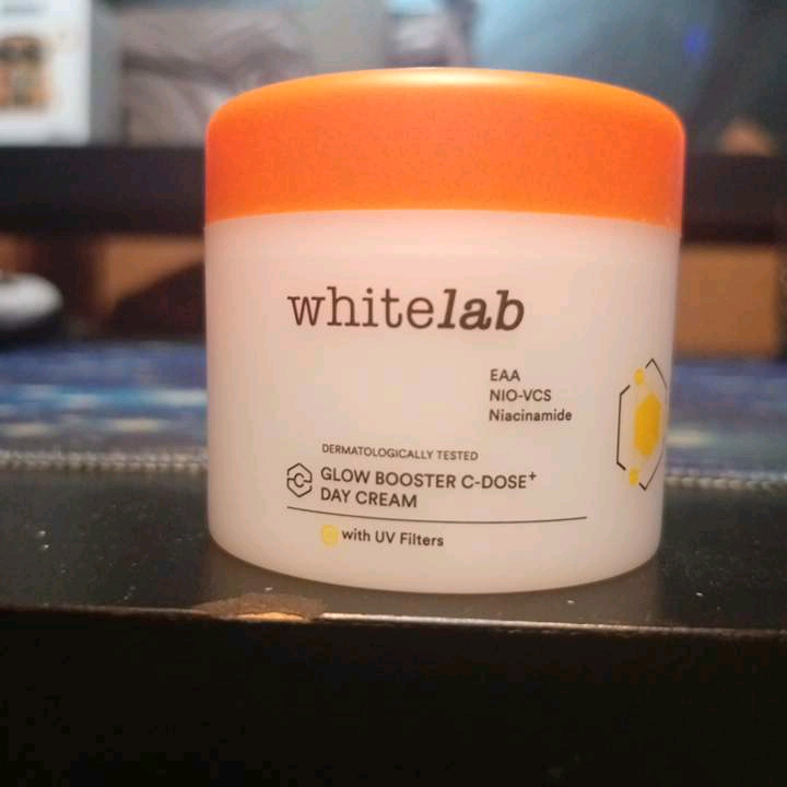 Glow Booster C-Dose+ Day Cream imgfdn-b1dfd68f-b3be-4e82-a6d3-353d6993d673