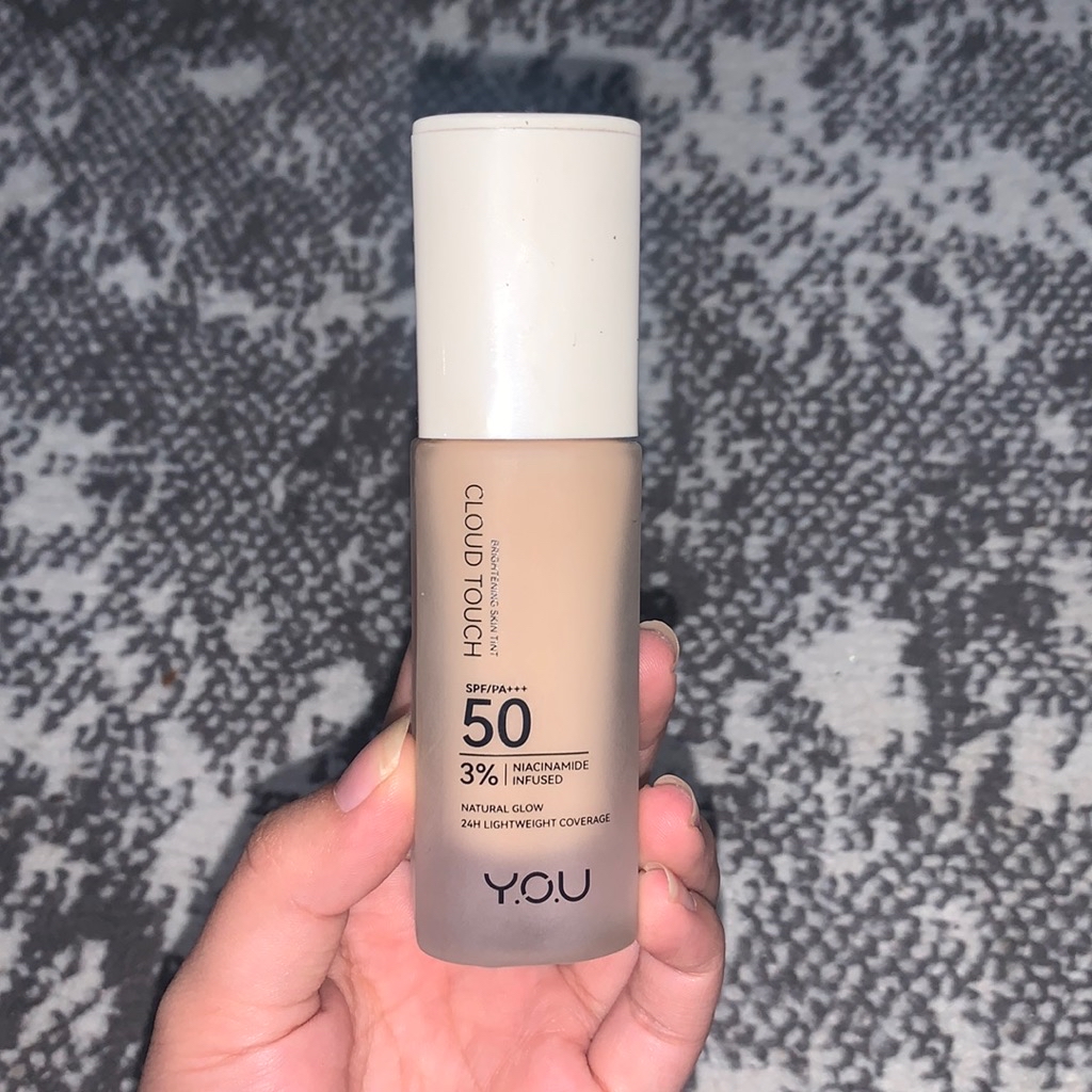 Cloud Touch 3% Niacinamide Brightening Skin Tint - N504 Rose Vanilla imgfdn-8c5337f4-a205-44c0-84b7-1d6deb1f3047