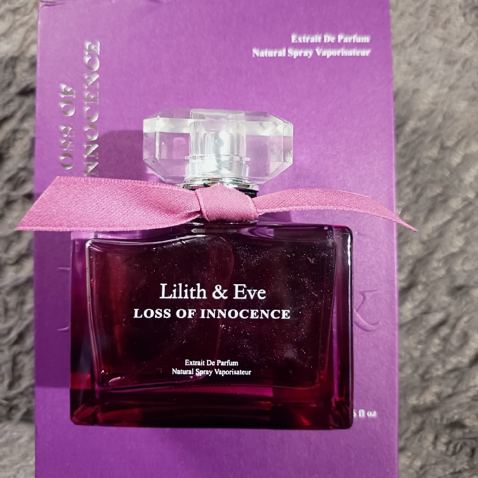Loss of Innocence Extrait De Parfum imgfdn-f66e3cd0-04a9-438e-97c8-917b25f4f592