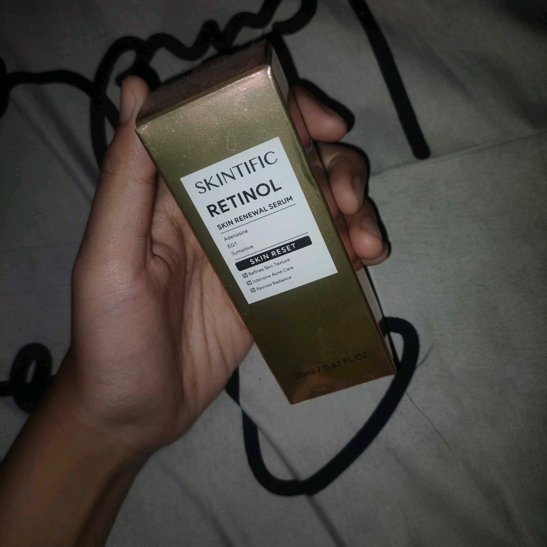 Retinol Skin Renewal Serum imgfdn-fabc5da6-f805-4499-b76a-22d281255649