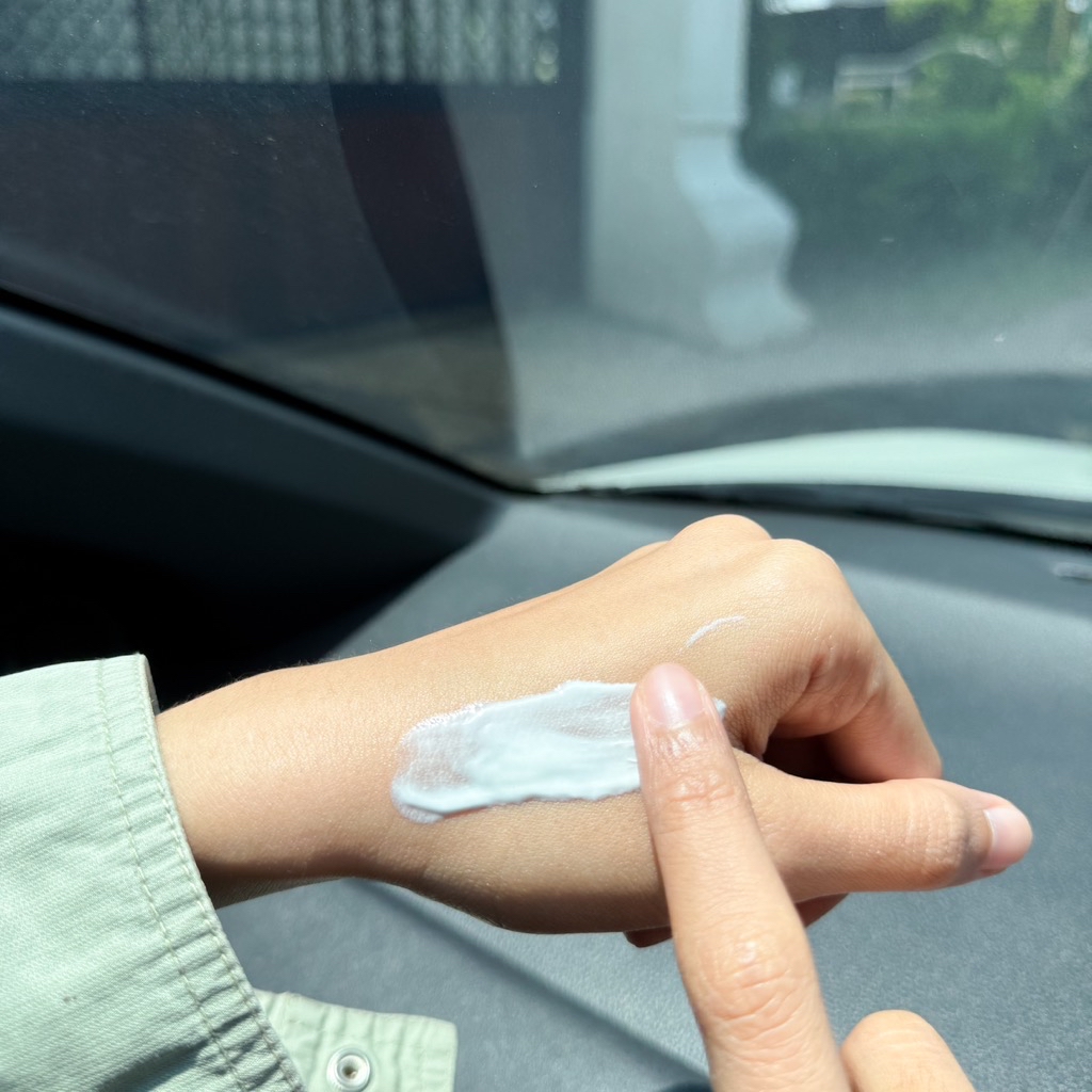 Acne Peace Daily Sunscreen SPF 35 PA++++ imgfdn-02a680a2-765d-4be6-9b09-e250beb8ee8e