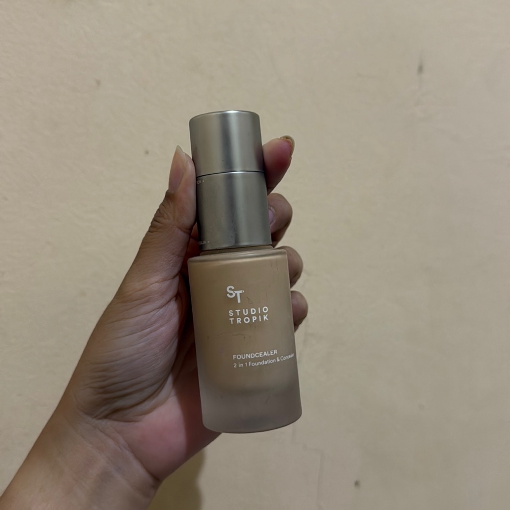 Foundcealer 2 in 1 Foundation & Concealer - N02 imgfdn-a650b5bd-7c60-4dea-a64d-b36a05e2d543