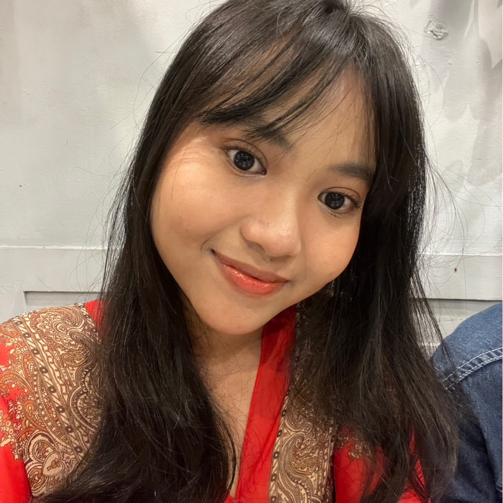 UV Fresh Look Tinted C SPF50 - Sand imgfdn-b0f88aa7-afb5-4a2f-8cd5-b627532f3e90