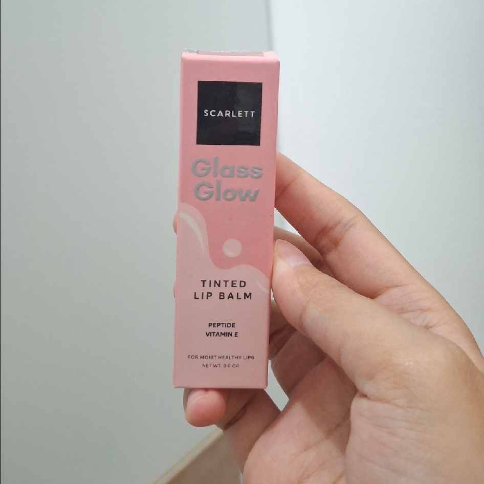 Glass Glow Tinted Lip Balm  - Caramel Gloss imgfdn-6de65ec1-7fd5-4429-a2f0-4deaefbdf39e