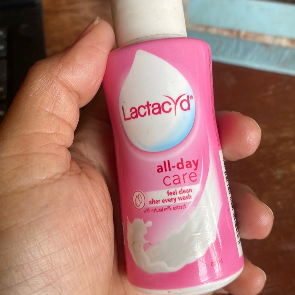 Feminine Hygiene - All Day Care imgfdn-1d8bd7aa-48d3-45a8-ba8f-00ce69b5c46c