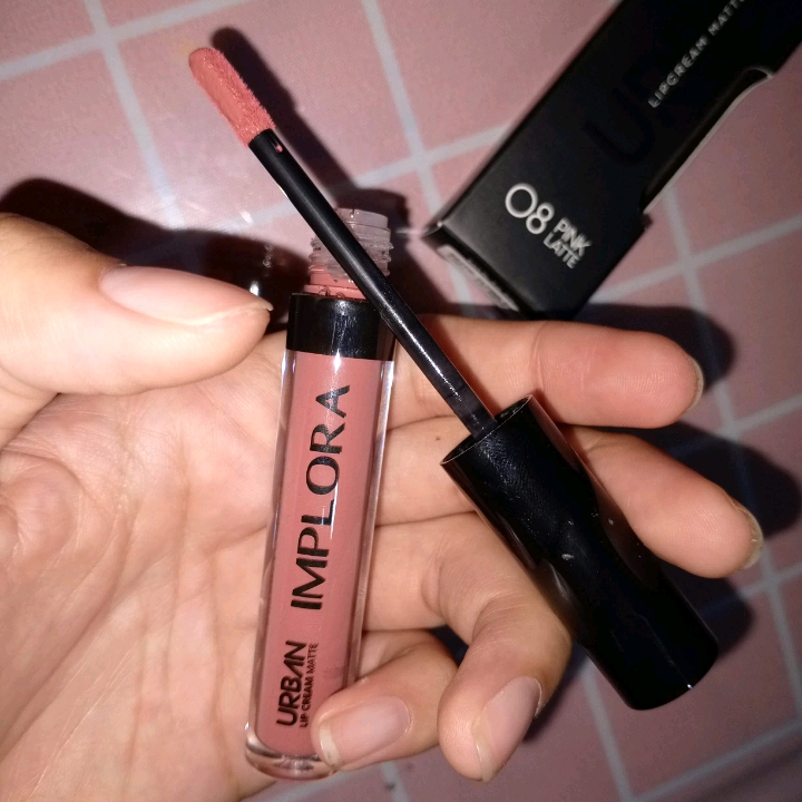 Urban Lip Cream Matte - 05 Allure imgfdn-46b3ef7e-d828-4056-8a14-fbb64b42c9d1