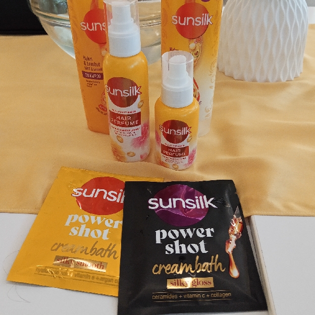 Power Shot Creambath - Silky Gloss imgfdn-acc3abab-806d-4807-9307-a7bfccd74b3b