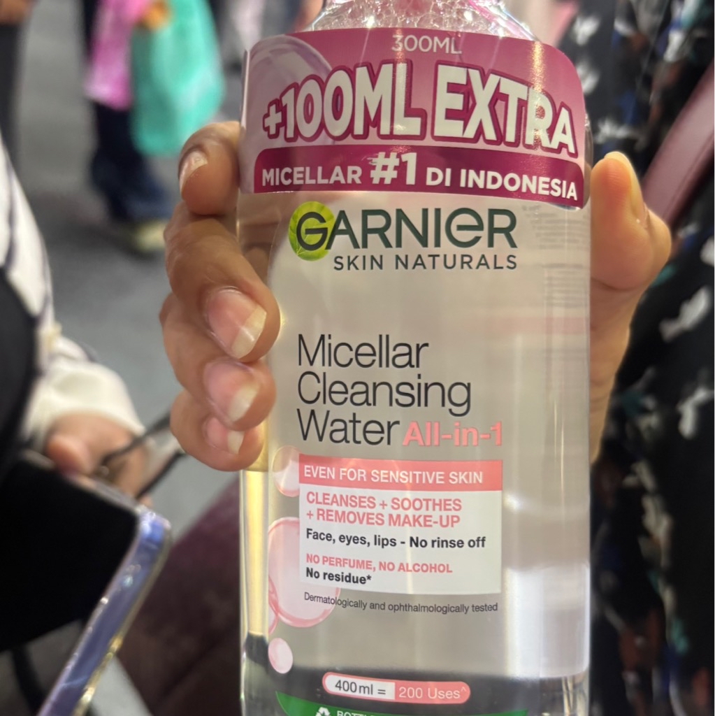Micellar Milk Cleansing Water and Makeup Remover imgfdn-0f78e6fd-ce9d-4651-a84e-429d87c850f8