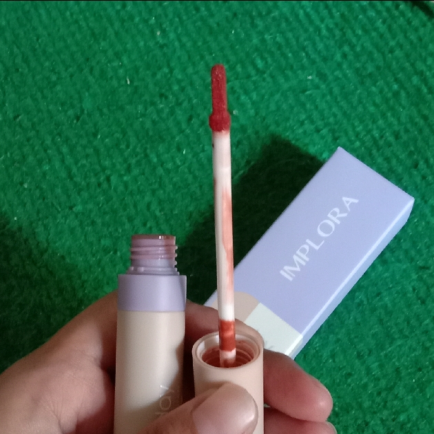 Day to Day Series Lite Matte Lip Cream - 06 Attitude imgfdn-48ff2cde-1a20-42ae-a696-b00172c54ed4