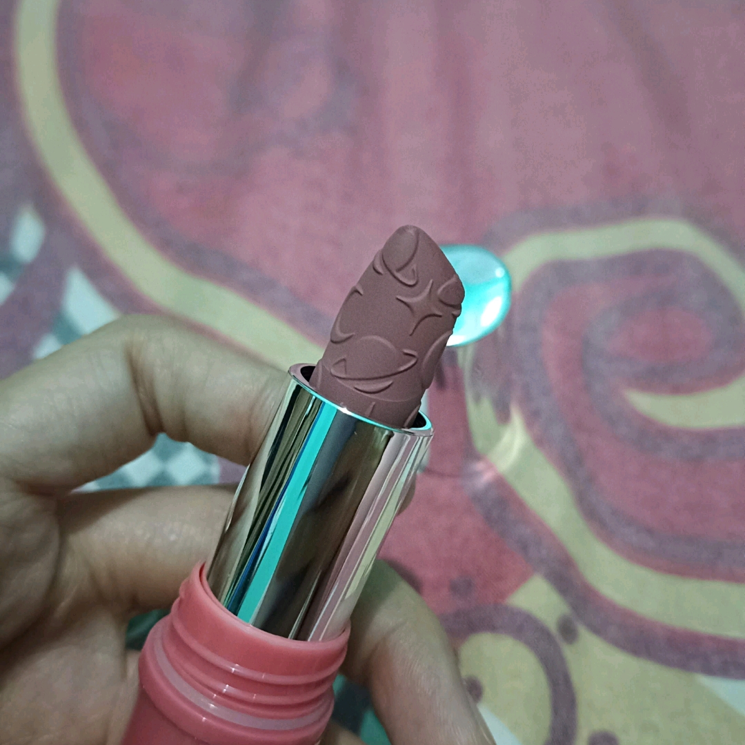 Mattelite Lock Lipstick - 04 Celestia imgfdn-618faefa-9ab5-49a7-bc46-5167e0ab969e