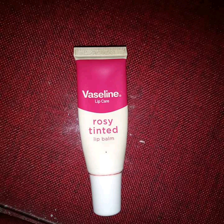 Lip Therapy Tube - Rosy Tinted imgfdn-6c8b7438-b143-47d4-9763-e1ad92c3f15c