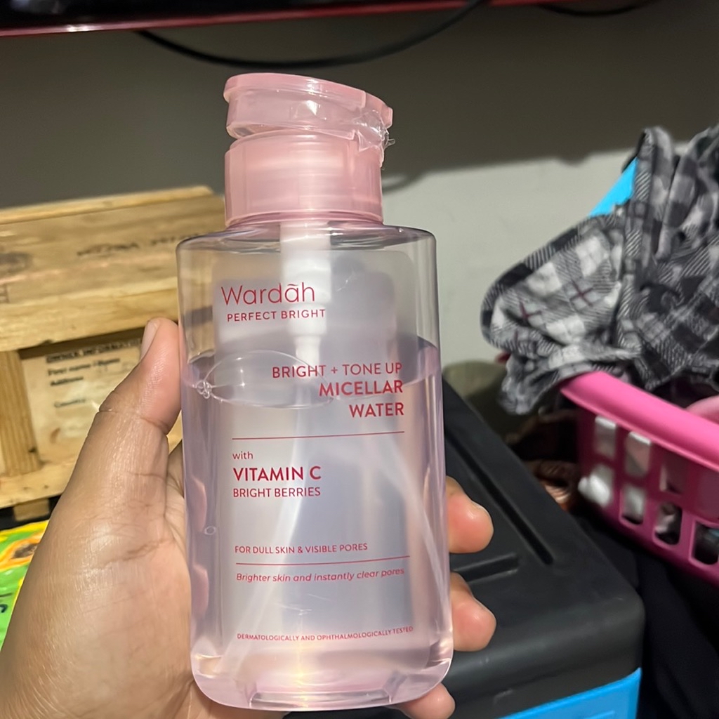Perfect Bright Tone Up Micellar Water imgfdn-591a8589-df74-4c29-bf18-aaccb0422198