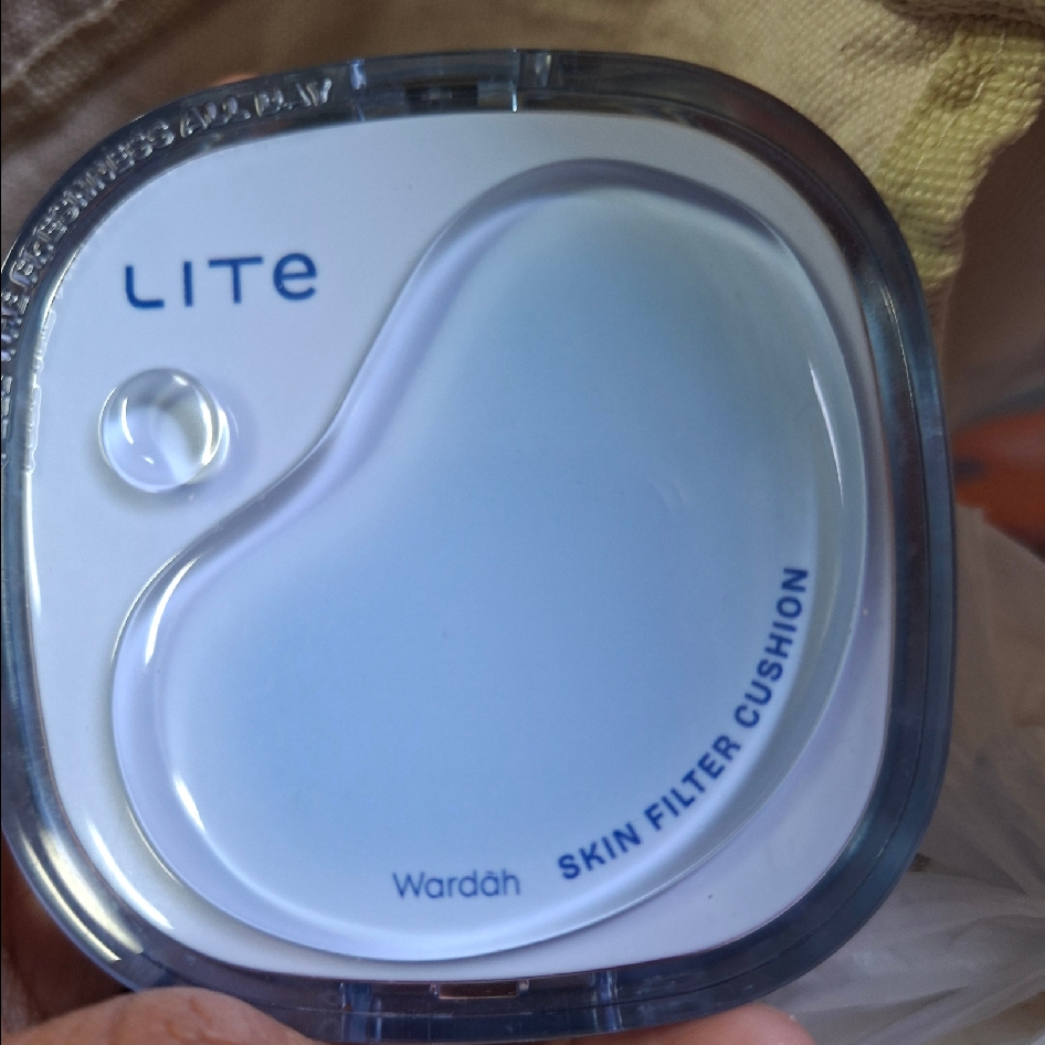 Lite Skin Filter Cushion - 02 Linen imgfdn-7198ccac-4ed8-45df-9f40-c681e3973a5e