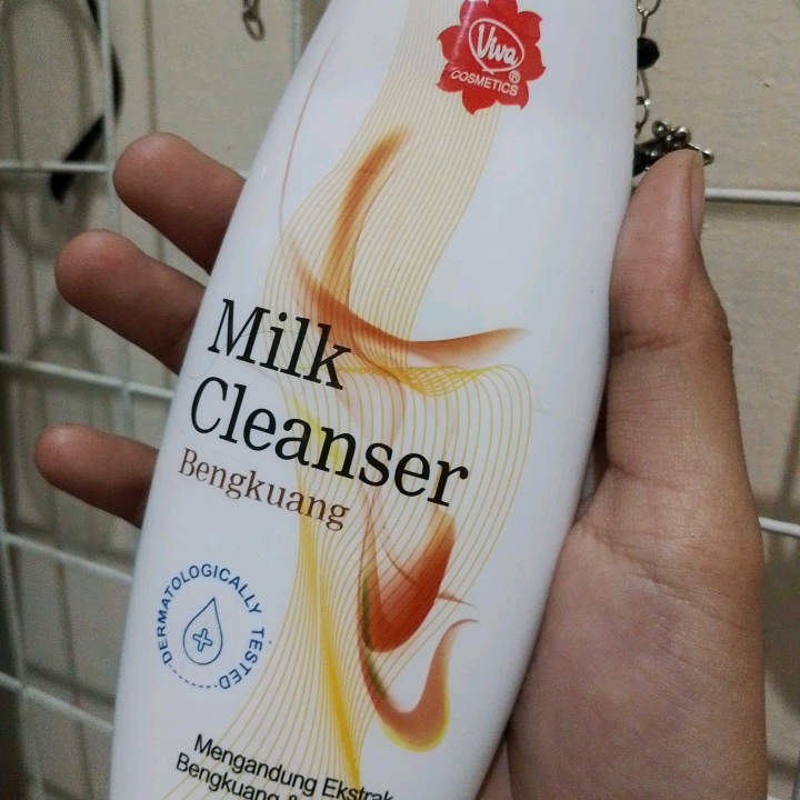 Milk Cleanser - Bengkuang imgfdn-085ccb90-2b8b-42d3-956d-04058060d983
