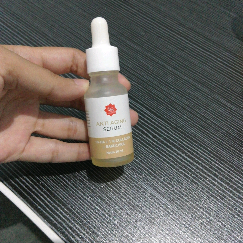 Anti Aging Serum imgfdn-8fb70ec9-e8d8-468e-a03f-e71c52824e47