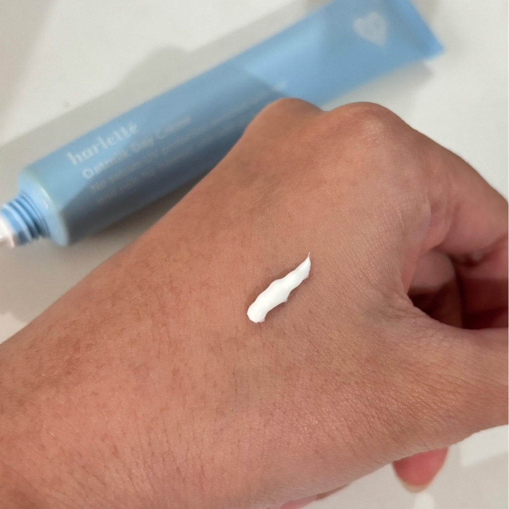 Oatmilk Day Creme imgfdn-4228ef2f-9282-4904-aac4-353b1fb35a3b