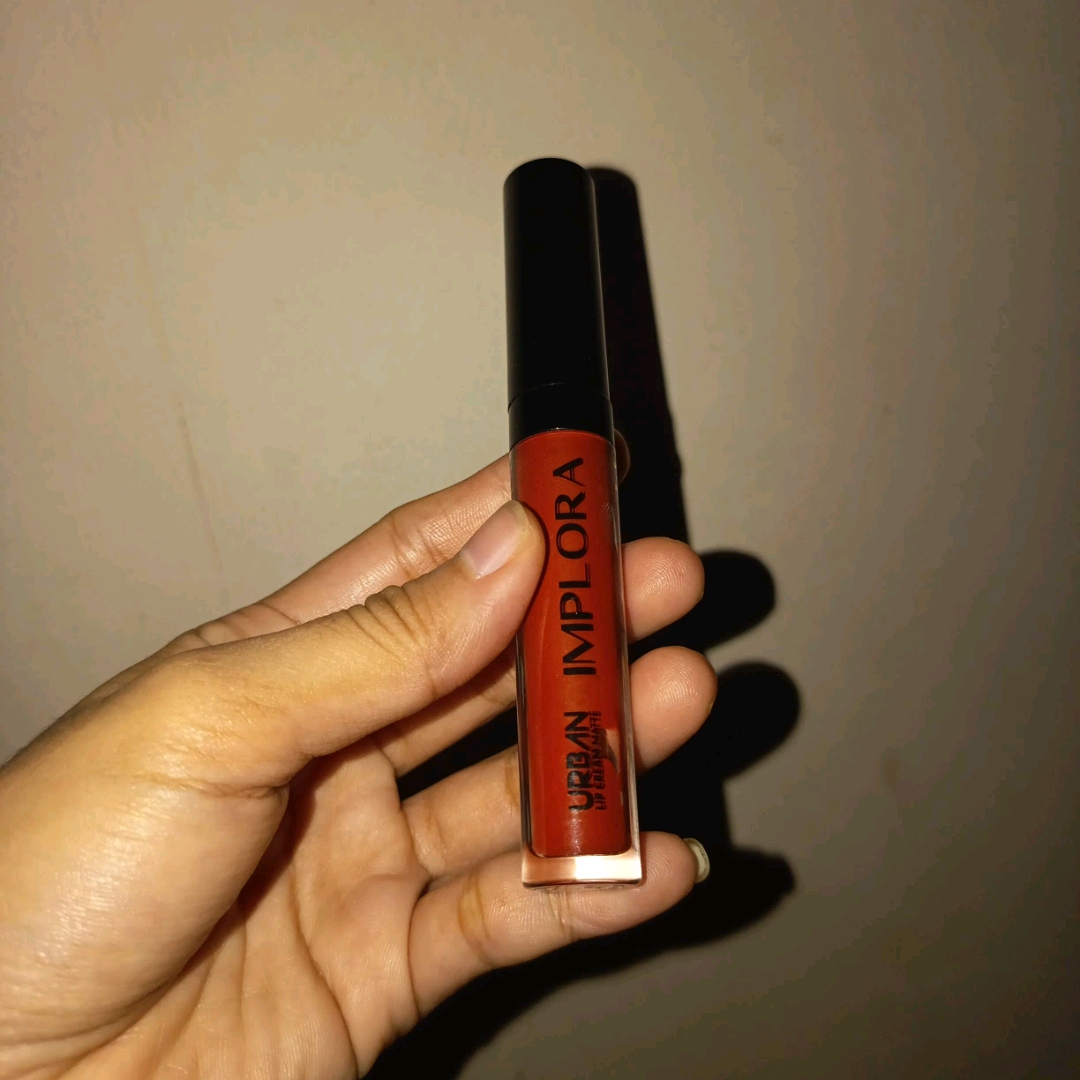 Urban Lip Cream Matte - 11 Red Bean imgfdn-b0f6c04b-dc42-49a4-8e3d-28a9e8fc42d0
