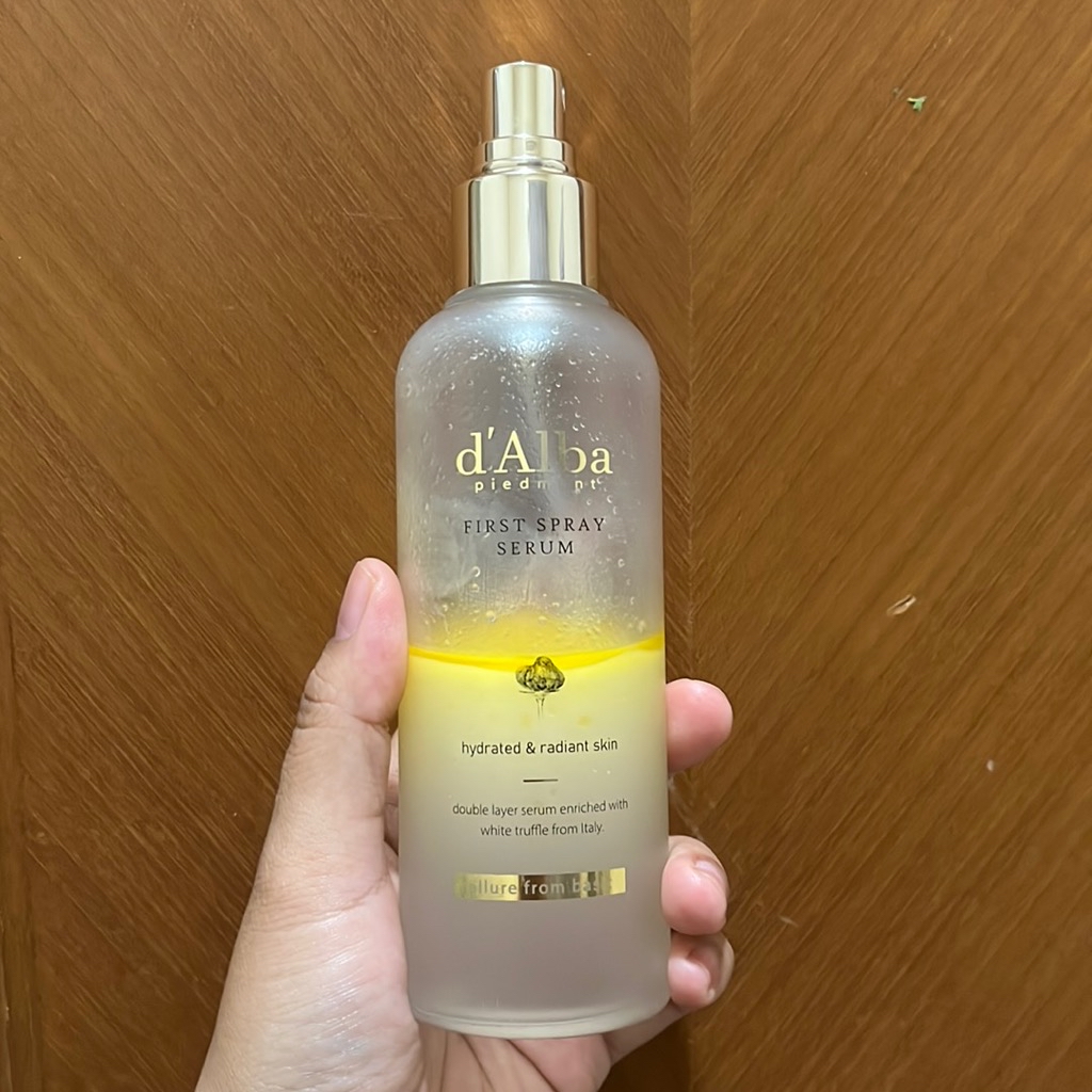 White Truffle First Spray Serum imgfdn-66459a48-53ce-4f05-b01d-46362aee67c4