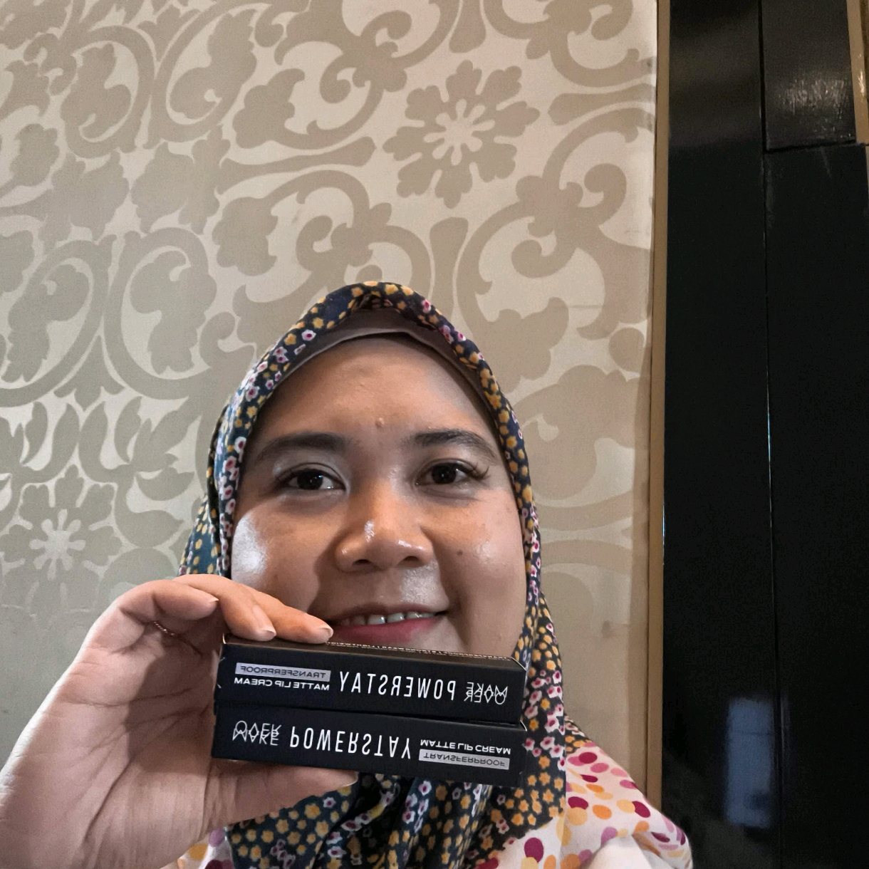 Powerstay Transferproof Matte Lip Cream (Limited Nude Edition) - 30 Fame imgfdn-e858118f-96d9-41cc-a87a-d0839d03d7c8