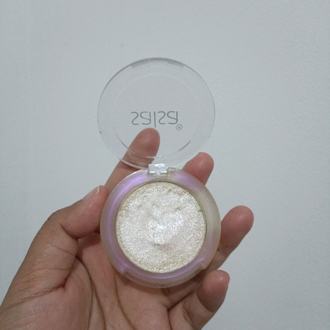 Galaxy Highlighter - 01 imgfdn-afe68783-4d5d-4b85-a153-85995cf736c3