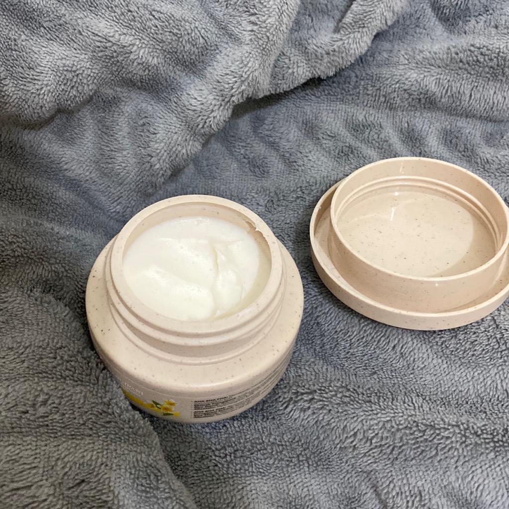 Natural Balinese Body Scrub AHA BHA PHA - Frangipani imgfdn-85cf339d-a89a-4aae-b6e5-0f58d63aa0af