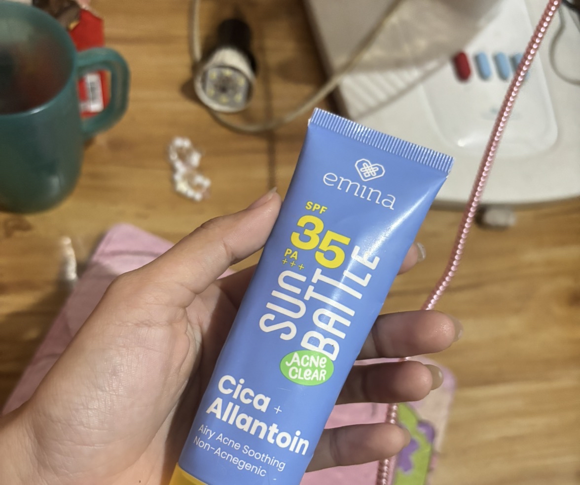 Sun Battle SPF 35 PA+++ Acne Clear Cica + Allantoin Airy Acne Soothing imgfdn-44e2ad09-e84e-49f7-9bc3-622318b93d4f