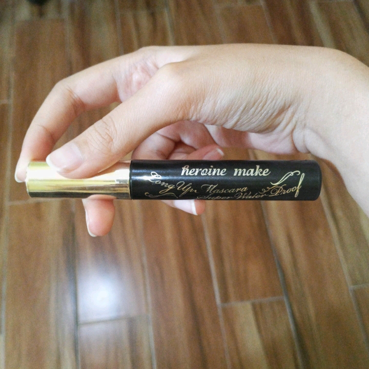 Heroine Make Long and Curl Mascara Super Waterproof - Black imgfdn-145d3a6e-da08-4485-b831-213795de96fc