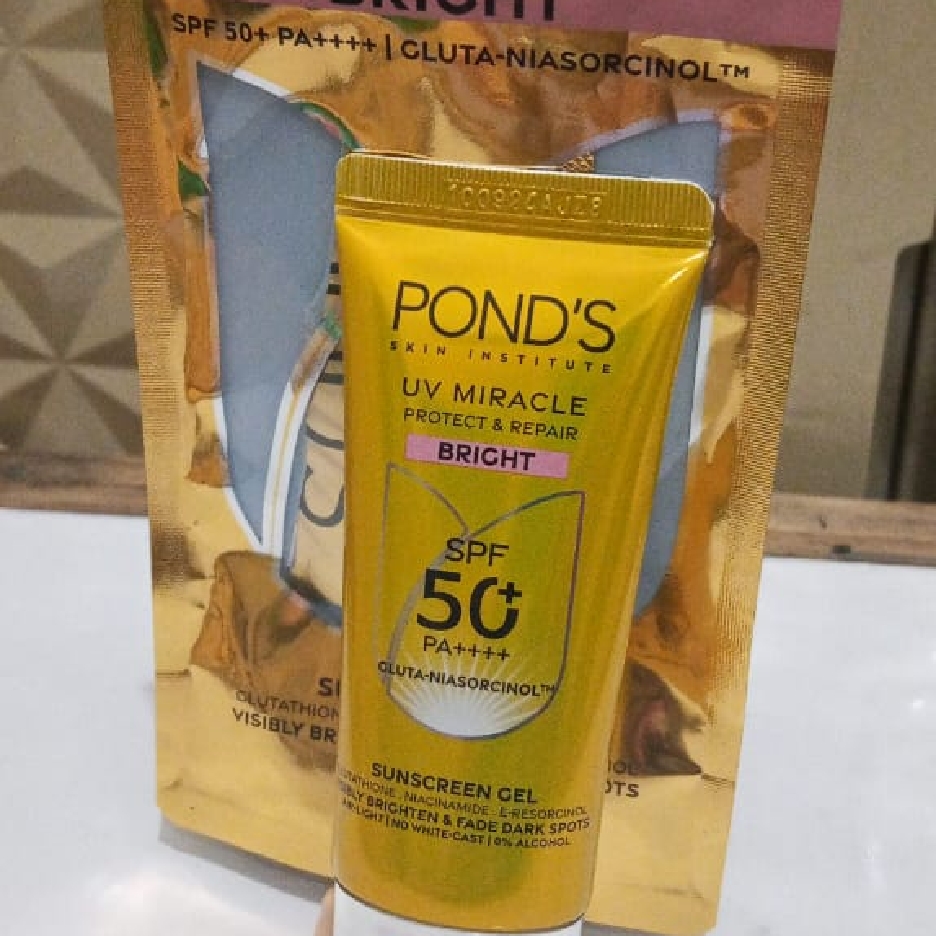 UV Miracle Protect & Repair Sunscreen Bright SPF50+ imgfdn-d2e39cb6-8d39-4792-b5fd-4f9cb8396ca4