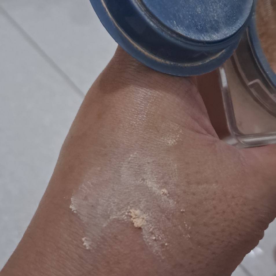 Hooman Under Control HD Blur Loose Powder - 06 Medium imgfdn-bc43fb40-b888-4da2-b646-200417b1b306