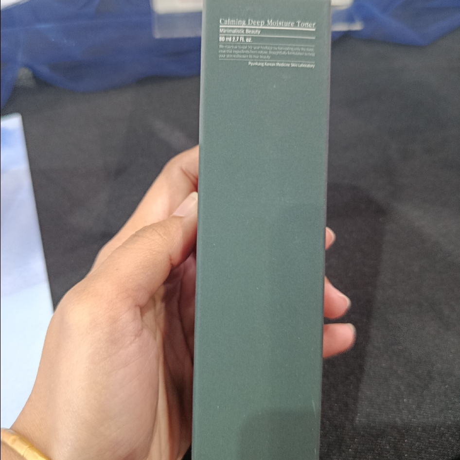 Calming Deep Moisture Toner imgfdn-ee6bcce4-2875-4d0a-a0ae-32ae7ad24cee